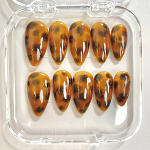 Tortoise Mist Almond Press-On Nails - Aninail