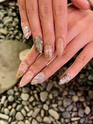 Custom Floral Coquette Nails, Soft Jade and Pearl Shimmer Press Ons, Hand-Painted Tulip Design, Romantic Aesthetic Reusable Nails, OB1285HK