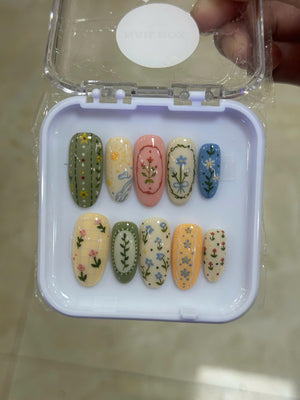 Spring Folk Garden Press On Nails, Vintage Cottage Garden Press On Nails, Hand Painted Floral Nail Set, Pastel Botanical Folk Art Nails image 4