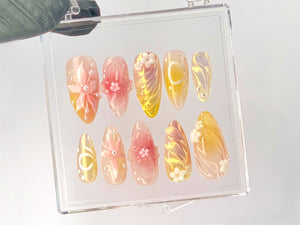 Floral Fantasy Press On Nails | Golden Elegance Fake nails| Chic Blossoms Nail Art | Pretty Petals Nail Charms | Wedding Nails | OC527YL