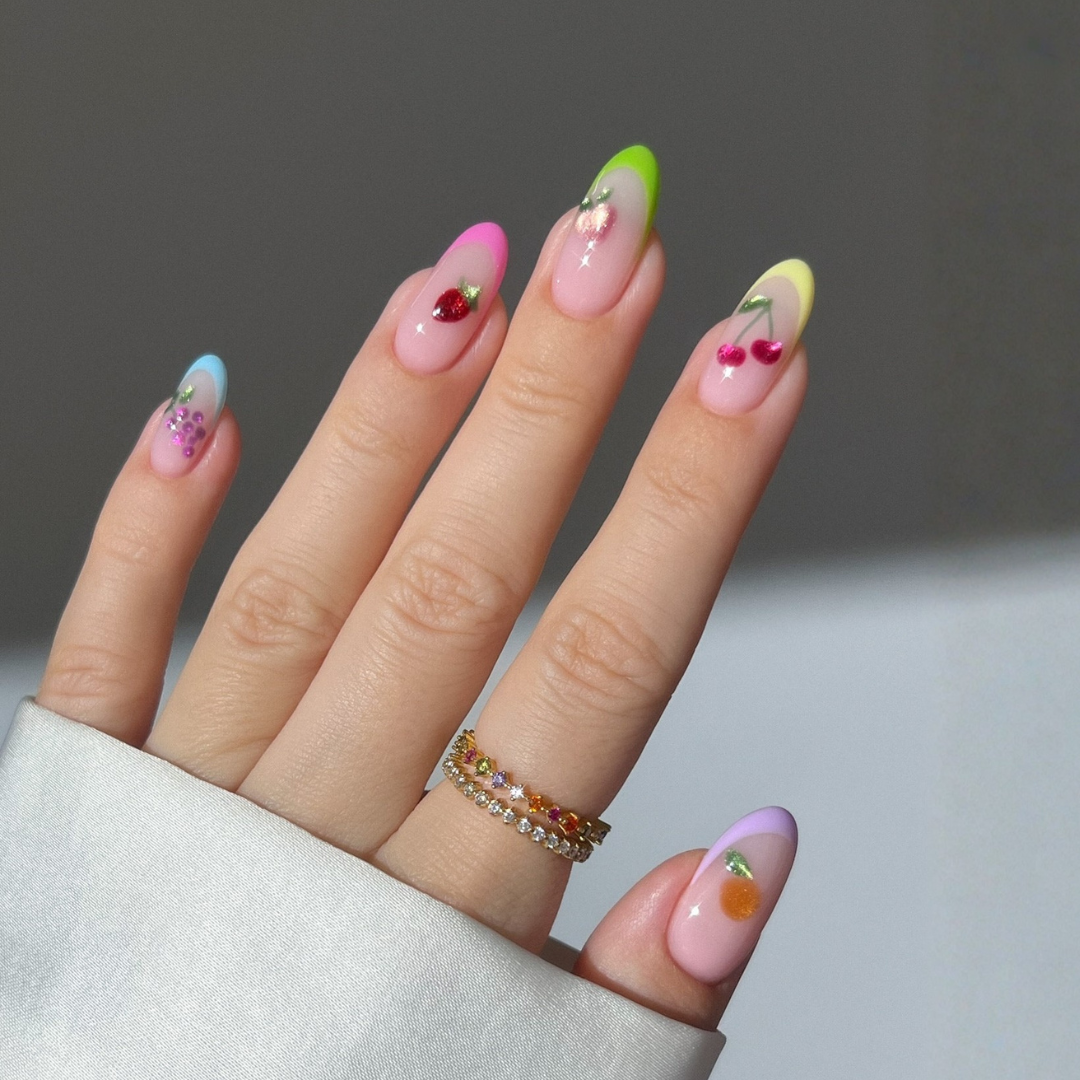 Blooming Petals Press-On Nails - Aninail