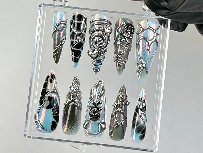 Gothic Black Chrome Press On Nails | Cyberpunk 3D Press Ons | Holographic 3D Fake Nails | Gothic, Y2K, Dark Nail Art | Gothic Nails |OC773YC