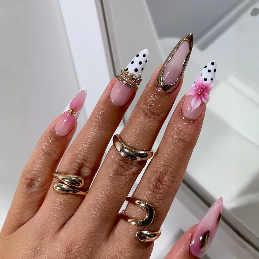 Blooming Tips Press-On Nails - Aninail