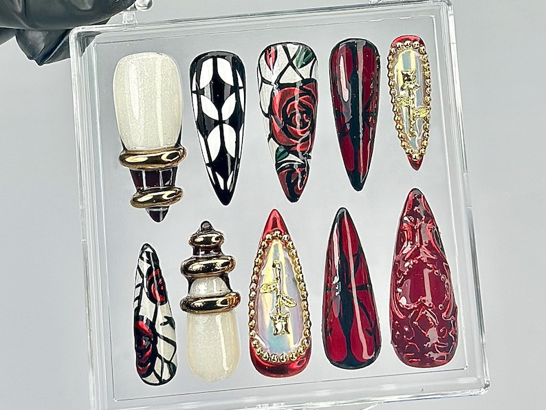 Red Black Rose Press On Nails | Holographic Gothic Press Ons | Gothic Red Chrome Fake Nails | Dark Romance Nail Art | Y2K Nails | OB823YC
