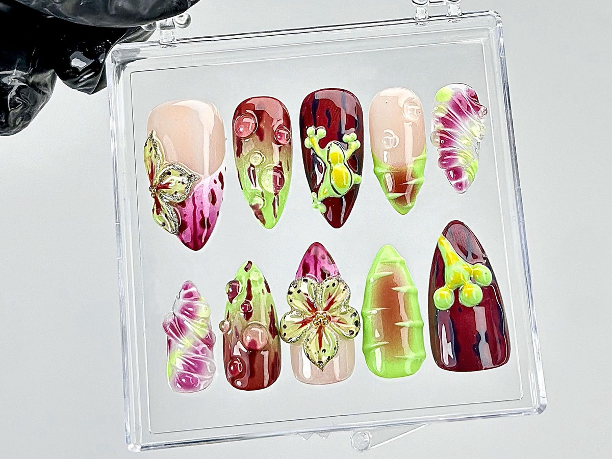 Mutant Floral Alien Press On Nails | Dark Garden Fantasy Fake Nails | Mushroom Beetle Garden Nail Art | 3D Fruit Pod Press Ons | OB893YC