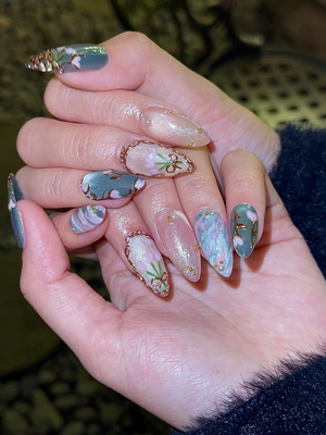 Custom Floral Coquette Nails, Soft Jade and Pearl Shimmer Press Ons, Hand-Painted Tulip Design, Romantic Aesthetic Reusable Nails, OB1285HK