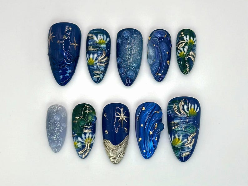 Midnight Daisy Garden Nail Art | Handpainted Blue Ocean Waves & Starfish Nails | Ocean Themed Nail Art with Gold Accents | OC531HC