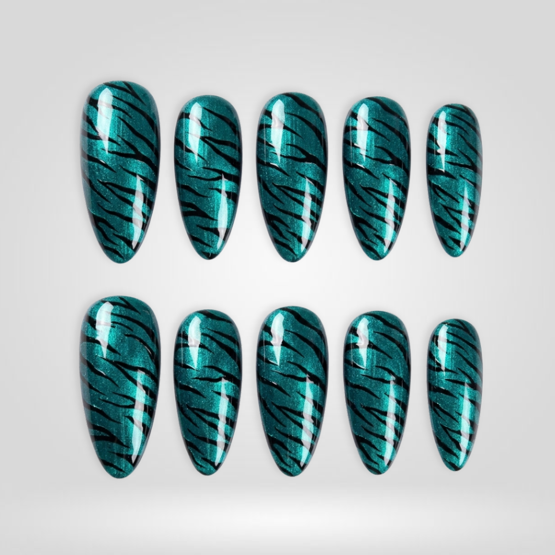 Tiger Teal Press-On Nails - Aninail