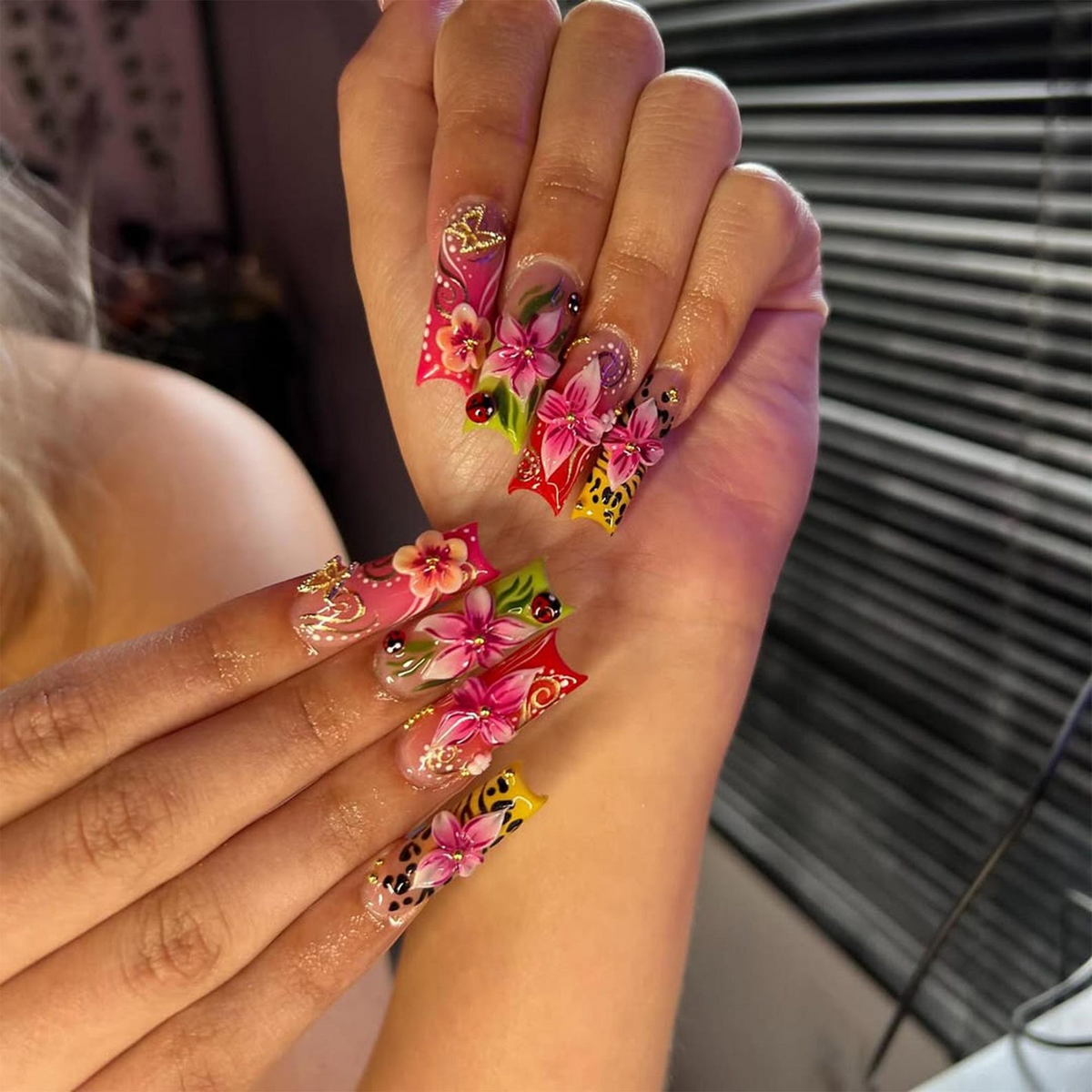 Tropical Floral Press On Nails | 3D Tropical Flowers Nail Art | Vibrant Ladybug Design Fake Nails | Bold Tropical Kawaii Nails | OB893HC
