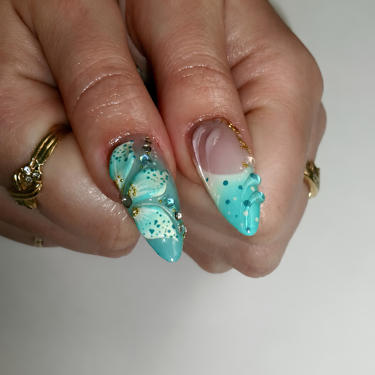 Luxury Mermaid Press On Nails | Gold Chrome Mint Stiletto Fake Finger | 3D Seashell Ocean Wave Custom Summer Beach Manicure | OB1KL