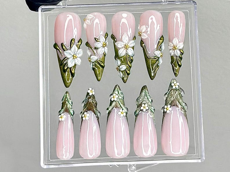 Sculpted Floral Press On Nails | Glossy Green Leaf Nail Art | Ethereal Spring Press Ons | Elegant Flower Tips Fake nails | Luxury | OB944LK