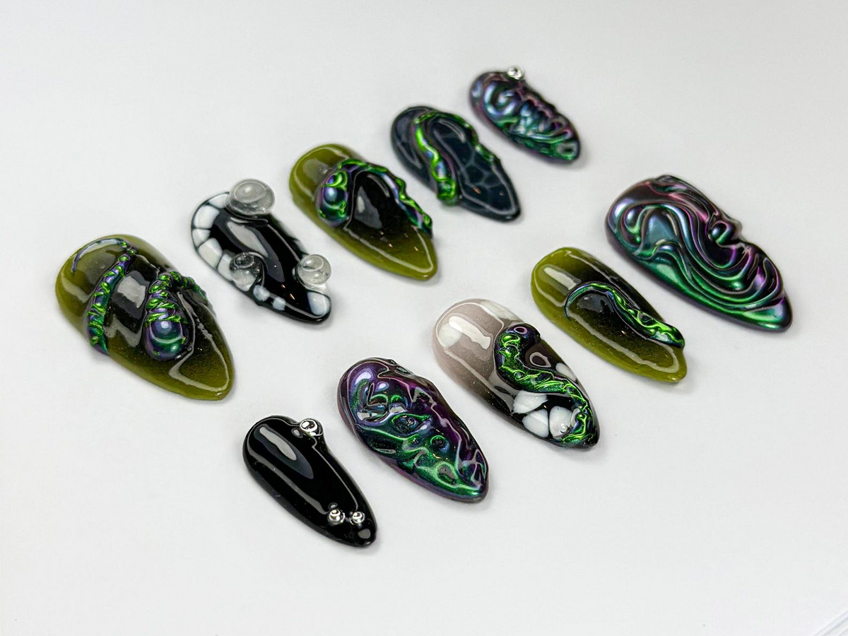 Gothic Chrome Snake Press-On Nails | Reptilian Inspired Nail Design | Dark Gothic Nail Art | 3D Snake Nails | Black Green Nails | OB733HC