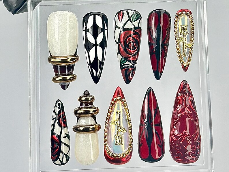 Red Black Rose Press On Nails | Holographic Gothic Press Ons | Gothic Red Chrome Fake Nails | Dark Romance Nail Art | Y2K Nails | OB823YC
