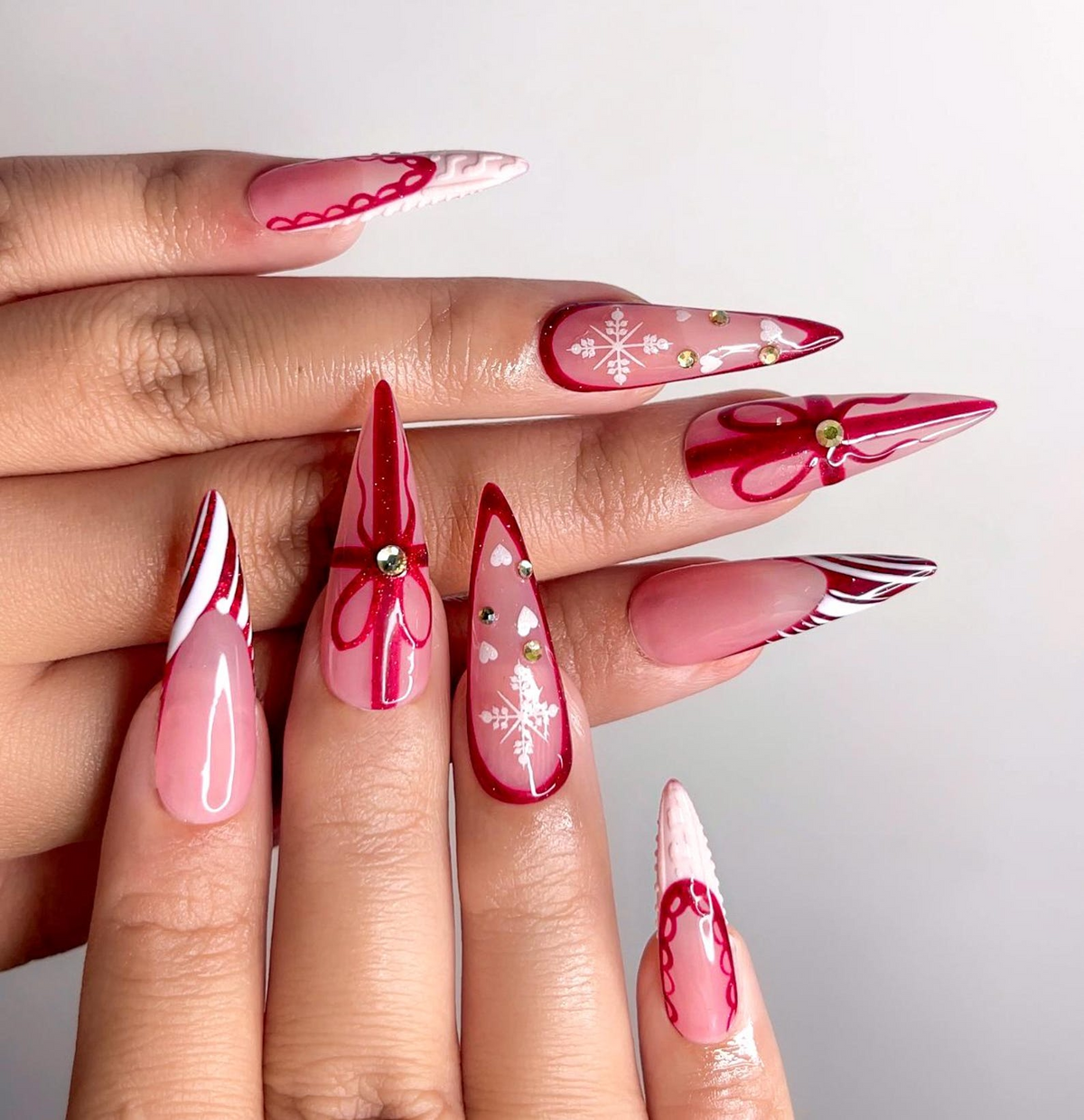 Elegant Burgundy Christmas Press On Nails | Glossy Christmas Nail Art| Winter Holiday Nail Art | Glossy Stiletto Press Ons | OB1194EC