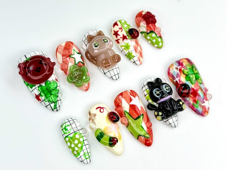 Kawaii Cat & Ladybug Press-On Nails | 3D Cute Nail Art | Funky Kawaii Fake Nails|Cat Leaf Ladybug Kawaii Nails |Kawaii Fun Nail Set |OB784YC