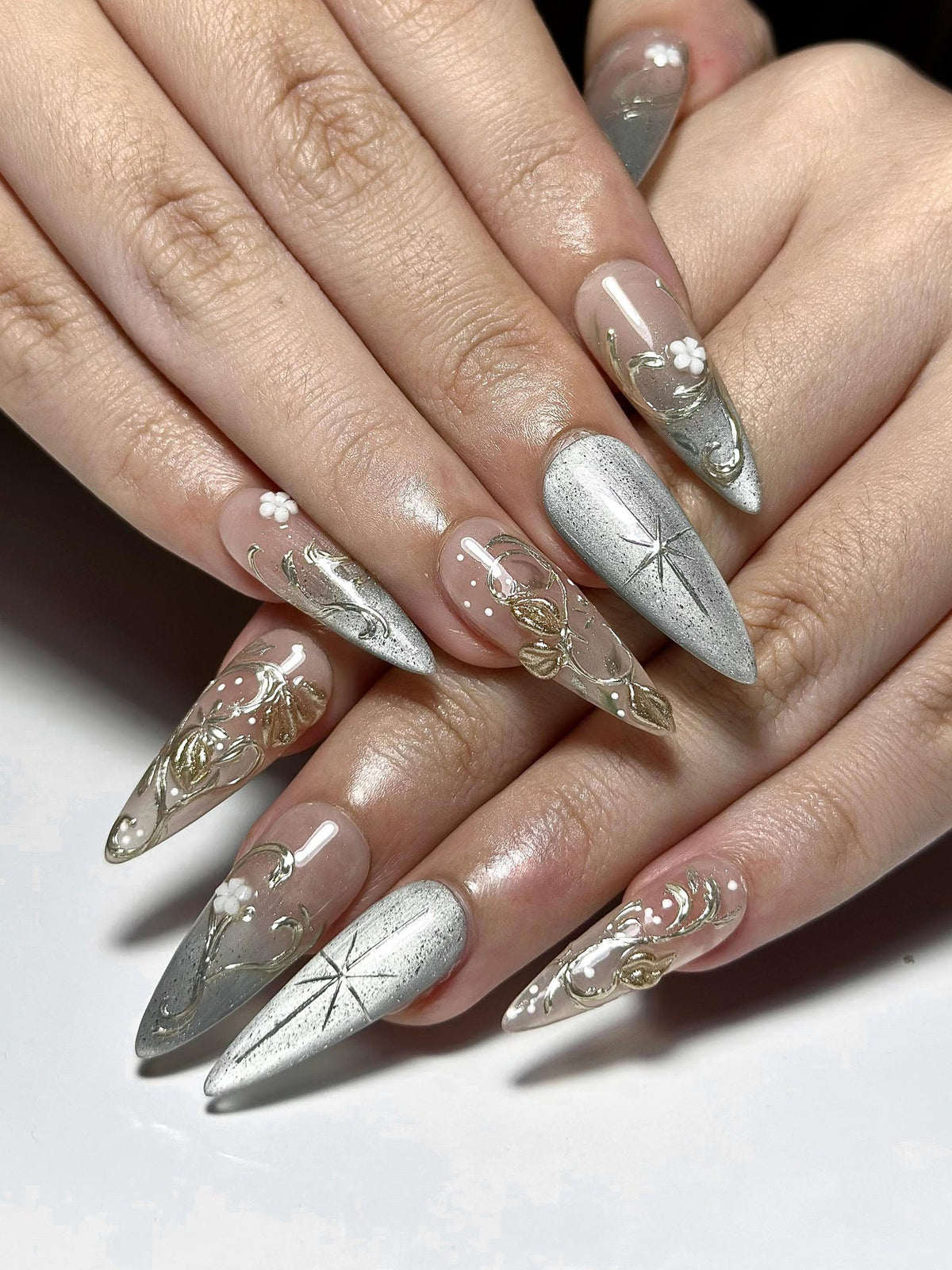 Elegant Gold Floral Cat eyes Nails | Nude Sage Blue Nails | Luxury Minimal Nails | Jasmin Flower Nails | Glossy Reusable Nails | OC339IC