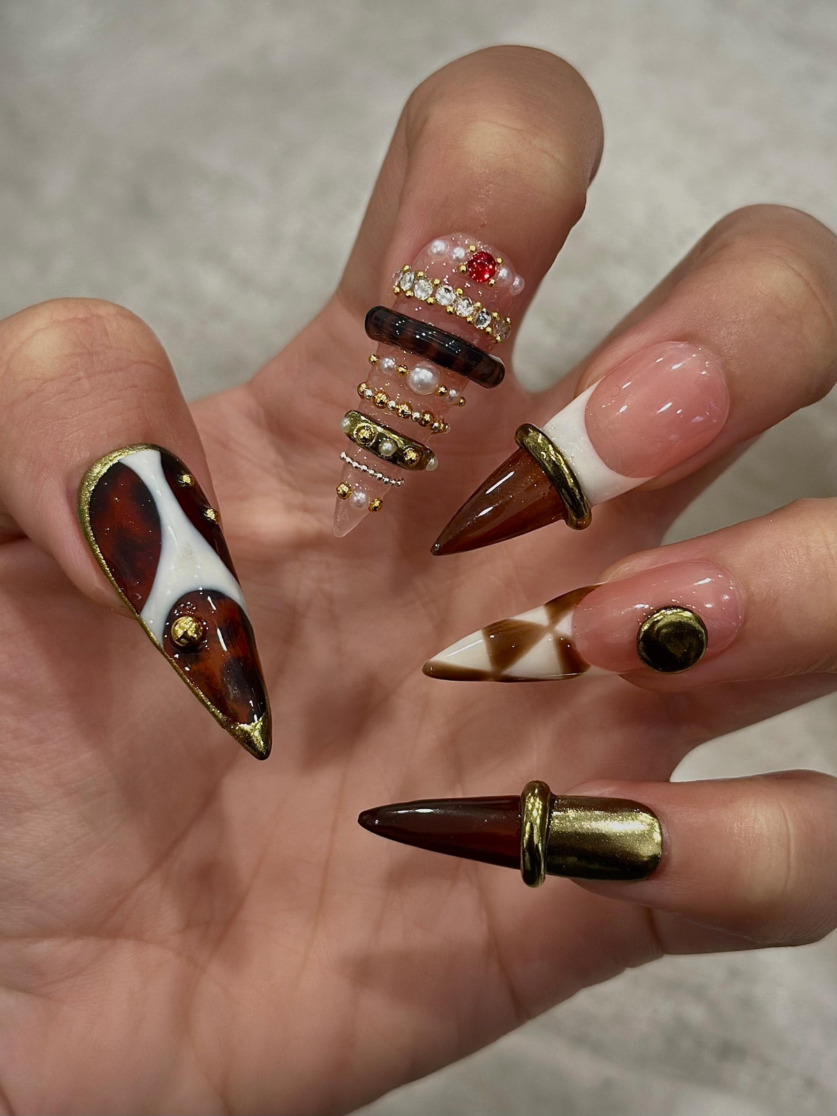 Brown Gold Luxe Press On Nails | Sculptural Ring Nail Art | Luxury Jewelry Inspired Nails | High Fashion Press Ons | Luxury Nail | OB262HK