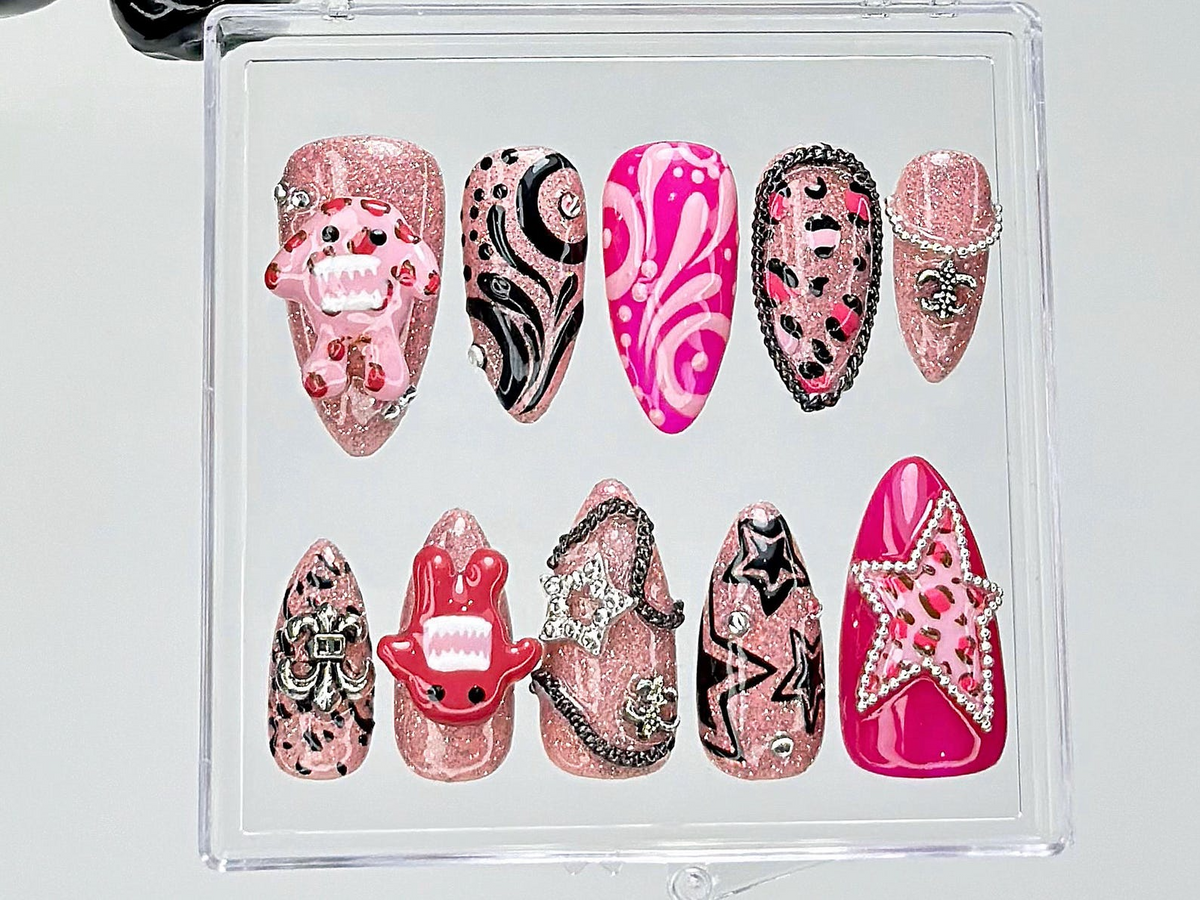 Cute Monster 3D Press On Nails | Pink Glitter Punk Fake Nails | Hot Pink Y2K Nail Art |Indie Star Punk Kawaii Nails |Alt Star Chain |OB929YC