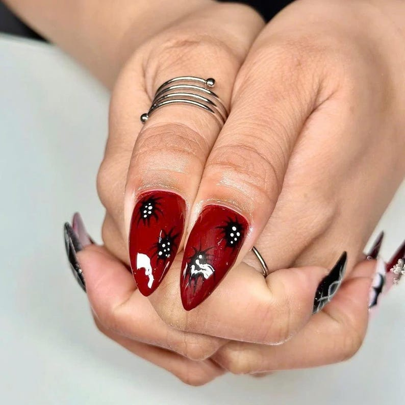 Edgy Chic Manicure Press On Nails | Y2K Gothic Fake Nails | Dark Elegance Nail Charms | Punk Rock Nail Art | Mystic Gothic Tips Nails |OC20Y