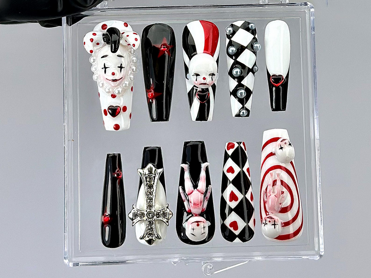 Gothic Clown Press On Nails by DoryNail | Horror Harlequin Fake nails | Creepy Cute Nail Art | Black Red White 3D Dolls Nails | OB806YK