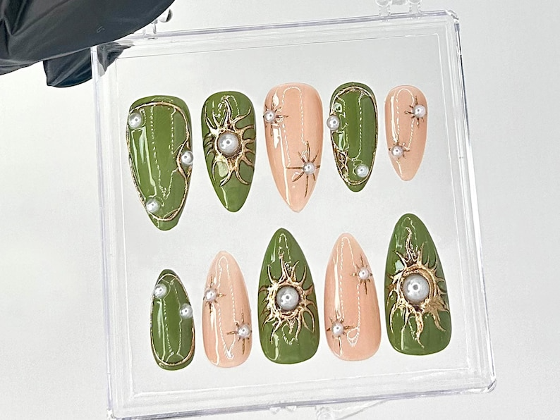 Elegant Green and Gold Press On Nails | Gold Sunburst and Pearl Accented Fake Nails | Custom Green Pearl Nail Art | Luxury Nails | OC740YC