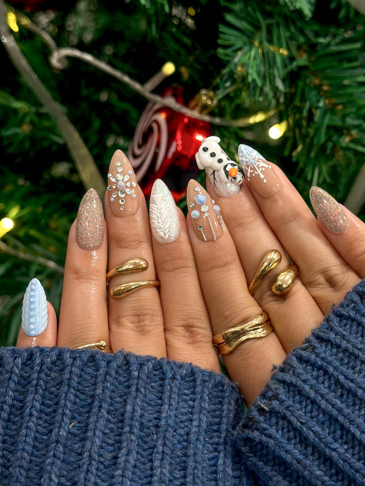 Frosty Snowman Winter Press On Nails | 3D Snowman Christmas Nail Art | 3D Snowman Accent | Crystal Nude Winter Nails | OB1214EC