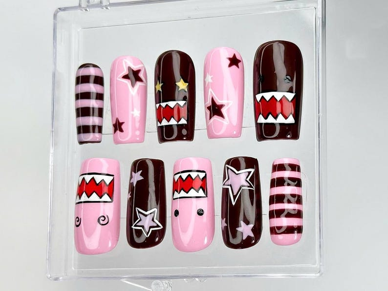 Kawaii Pink Monster Press On Nails | Domo Character Nail Art | Pink & Brown Cartoon Nails | Cute Star Stripes Nails | Handmade Nails|OC970DC