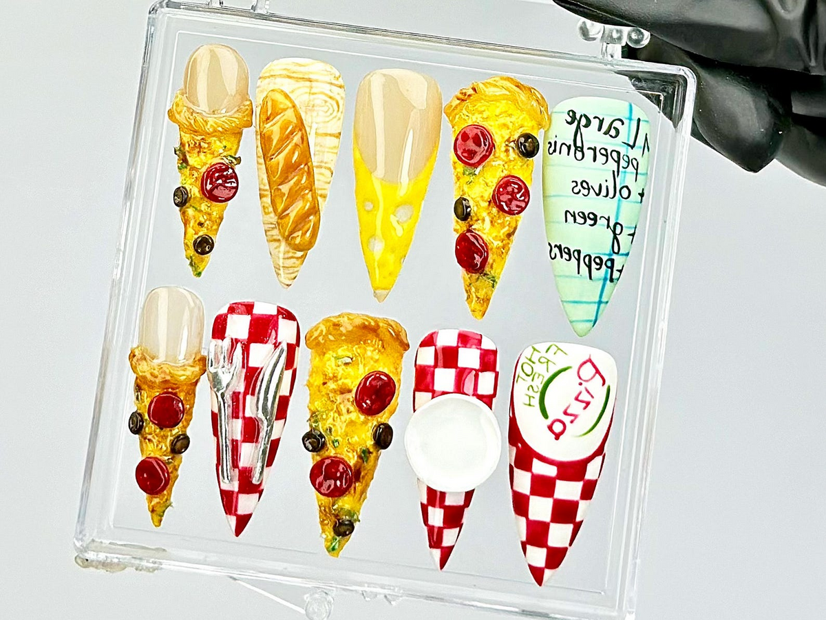 Pepperoni Pizza Nails By Dorynail | 3D Food Fake Nails | 3D Novelty Nail Art | Gift for Pizza Lovers Acrylic Nails | 3D Pizza Nails |OB818Y