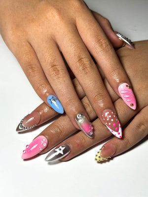 Glossy Press On Nails with Chrome Silver and Jelly Pink | Star Accent Pastel Nails in Almond Shape | Cute Nails | OC345NC