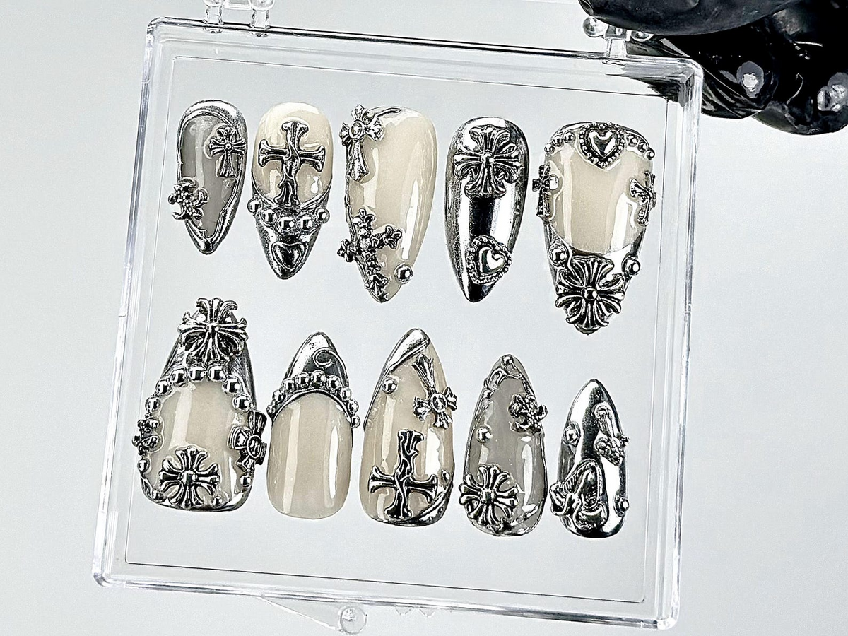Gothic Chrome Press On Nails | Silver Gothic Fake Nails | Punk Rock Chrome Nail Art | 3D Cross Gothic Press Ons | Fashion Nails | OB889YK