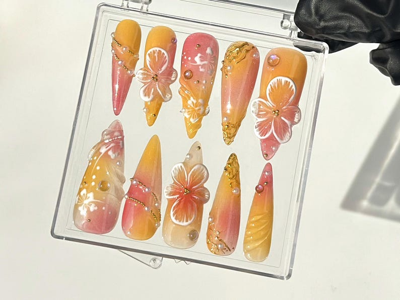 Luxury Floral Hand-Painted Press On Nails | Tropical Flower Fake nails| Floral Fantasy Nail Art | Boho Chic Style Acrylic Nails | OB637YC