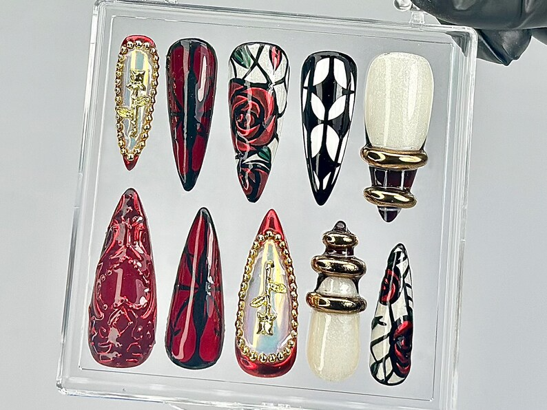 Red Black Rose Press On Nails | Holographic Gothic Press Ons | Gothic Red Chrome Fake Nails | Dark Romance Nail Art | Y2K Nails | OB823YC