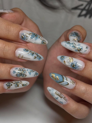 Blue Bloom Elegant Press On Nails | Chinese Luxury Floral Nails | Gold Wire Stiletto Nails | Clear Luxury Art Press Ons | OC299EC