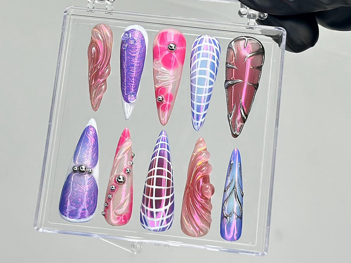 Galaxy Chrome Press On Nails | Holographic Purple Fake Nails | Metallic Stiletto Nail Art | Iridescent Galaxy Nails | Gothic Nails | OB915YK