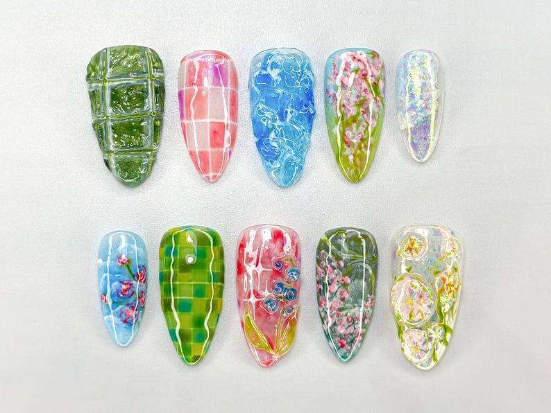 Spring Garden Floral Press-On Nails | Nature-Themed Press-On Nail Set | Green & Floral Nail Set | Elegant Artistic Nail Art | OB690HC