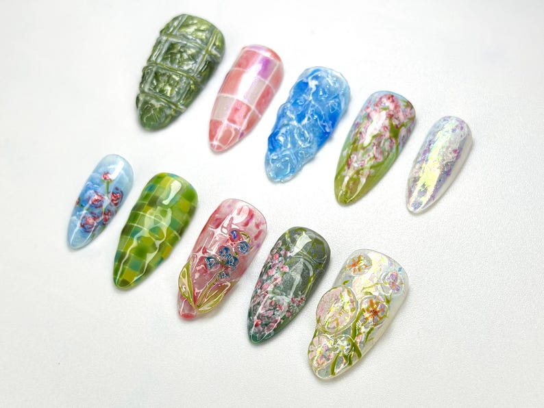 Spring Garden Floral Press-On Nails | Nature-Themed Press-On Nail Set | Green & Floral Nail Set | Elegant Artistic Nail Art | OB690HC
