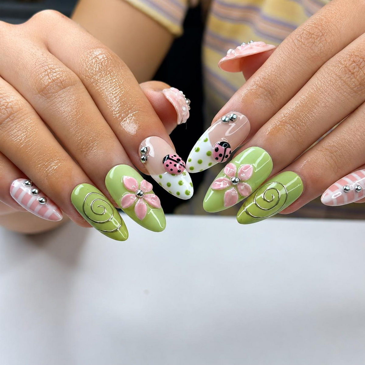 Ladybug Press On Nails Almond • Spring Garden Gift • Pink Green 3D Flower Cute Kawaii Handmade Fake Nails Reusable Set Floral Gift | OB428LG