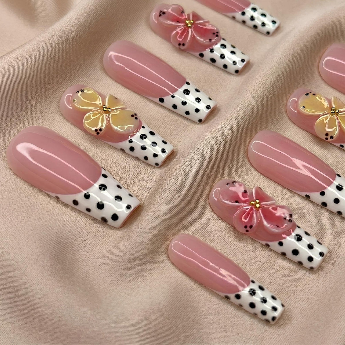 Retro Polka Dot Press On Nails | 3D Floral French Tip | Y2K Pastel Summer Nails | Bold Party Vacation | Custom Shape Handmade Set | OB1353DK