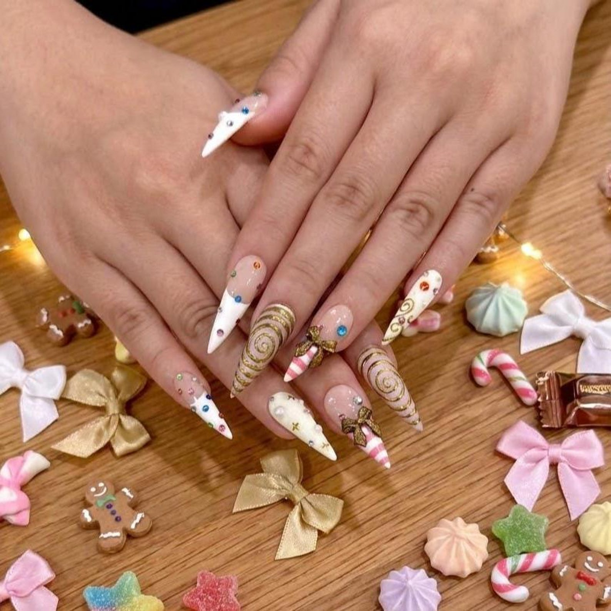 Gold Swirl Cute Press On Nail | Playful Luxury Nail Art | Creative Candy Swirl Nails | Handmade Artistic Candy Nails Set| OB268EC