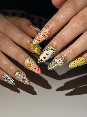 Hand Painted Vintage Floral Fake Nails | European Folk Art Nail Design | Soft Pastel Art Nails | Storybook Style Press Ons| OB304H