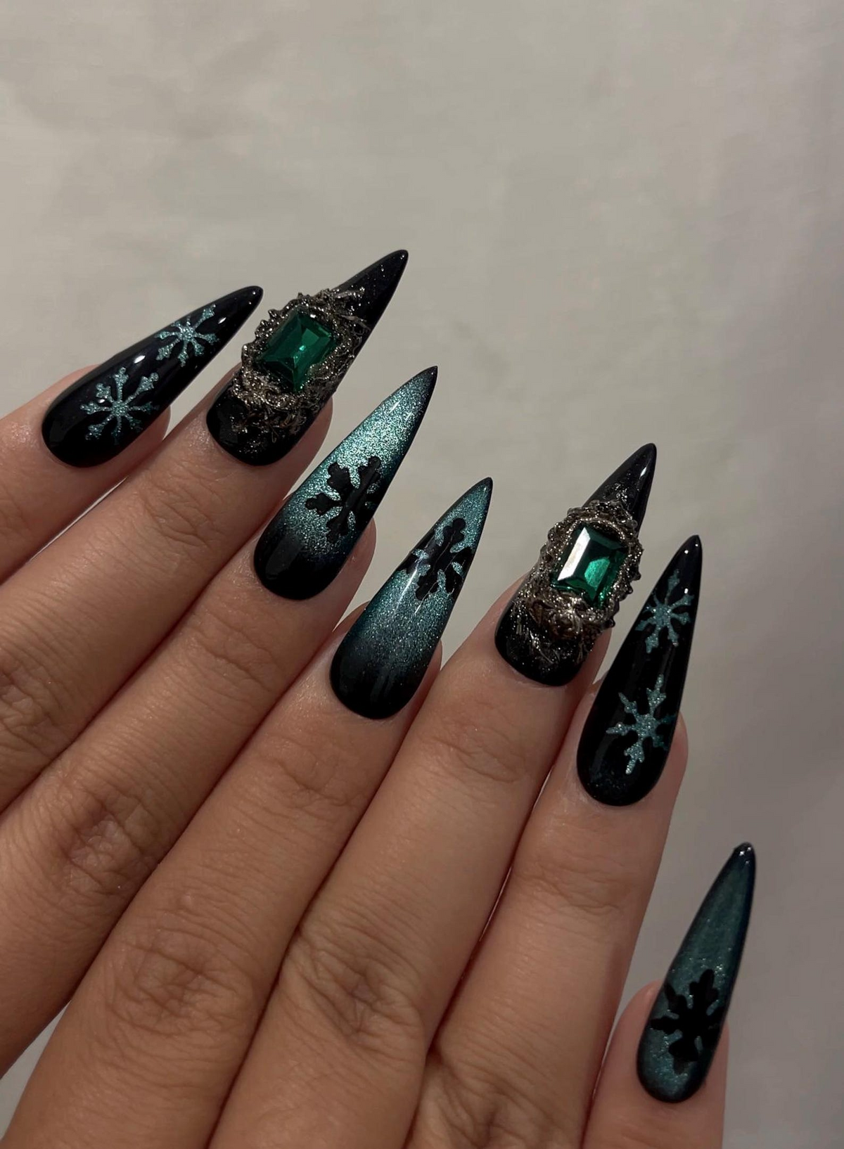 Emerald Snowflake Christmas Press On Nails | Black Green Winter Nails | Luxe Holiday Nail Art | Stiletto Press Ons | Winter Set | OB237HC