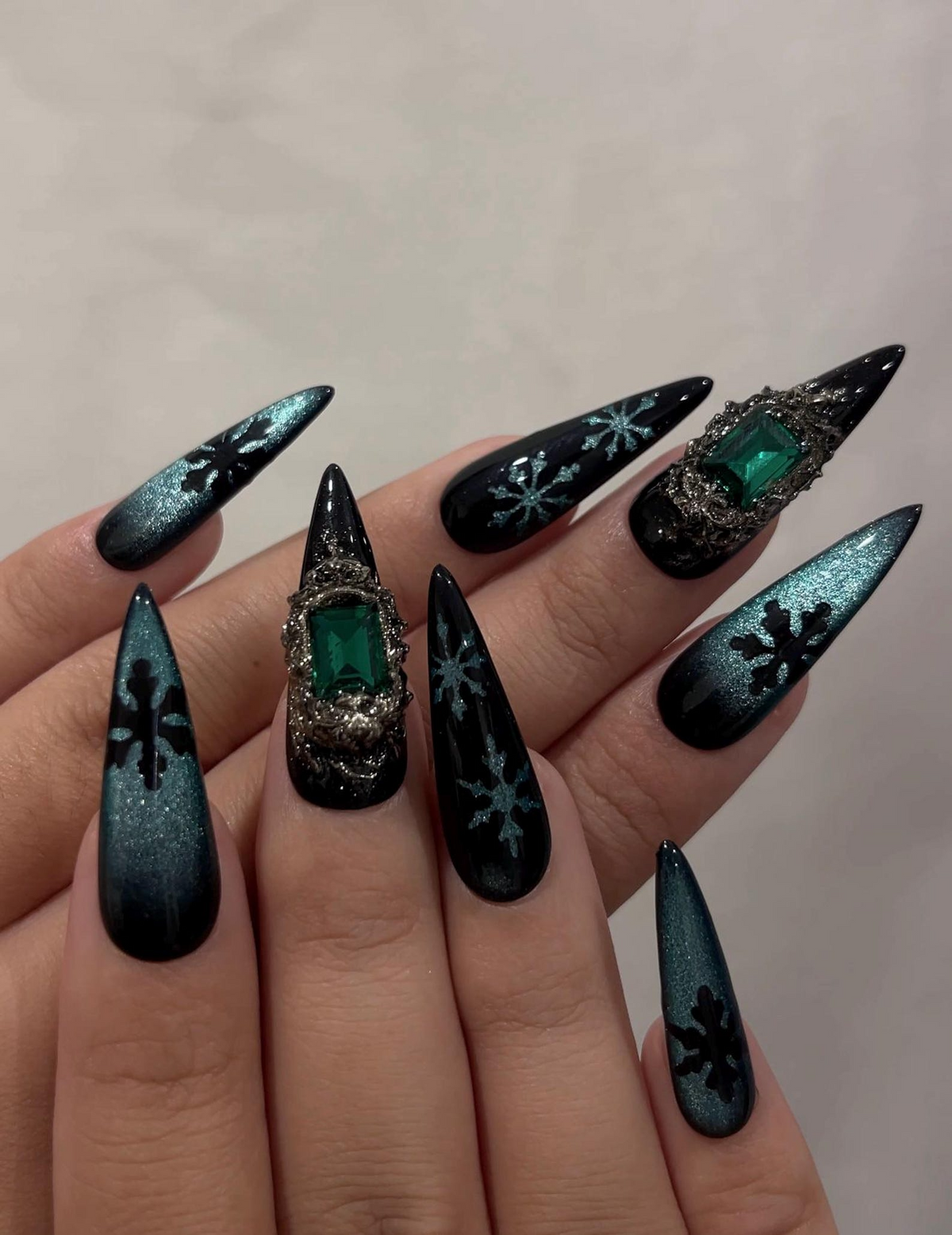Emerald Snowflake Christmas Press On Nails | Black Green Winter Nails | Luxe Holiday Nail Art | Stiletto Press Ons | Winter Set | OB237HC
