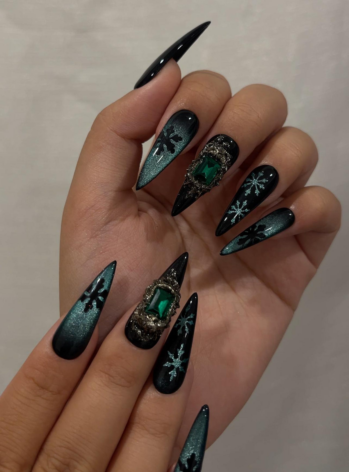 Emerald Snowflake Christmas Press On Nails | Black Green Winter Nails | Luxe Holiday Nail Art | Stiletto Press Ons | Winter Set | OB237HC