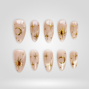 Golden Orbit Seashell Floral Press-On Nails - Aninail