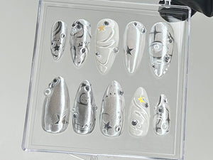 Chrome Effect Press On Nails | Metallic & Eye-catching Nail Art | Stunning and Reflective Nail Art | Christmas Nails, gifts for her | OB78T