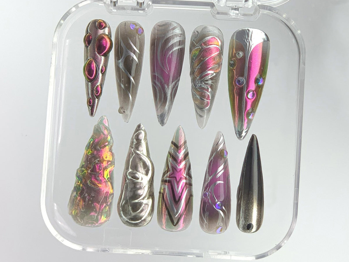 Futuristic Metallic Press On Nails | Unique 3D Holographic Fake Nails | Chrome Metallic Acrylic Nails | Holographic 3D Nail Polish | OB539YH