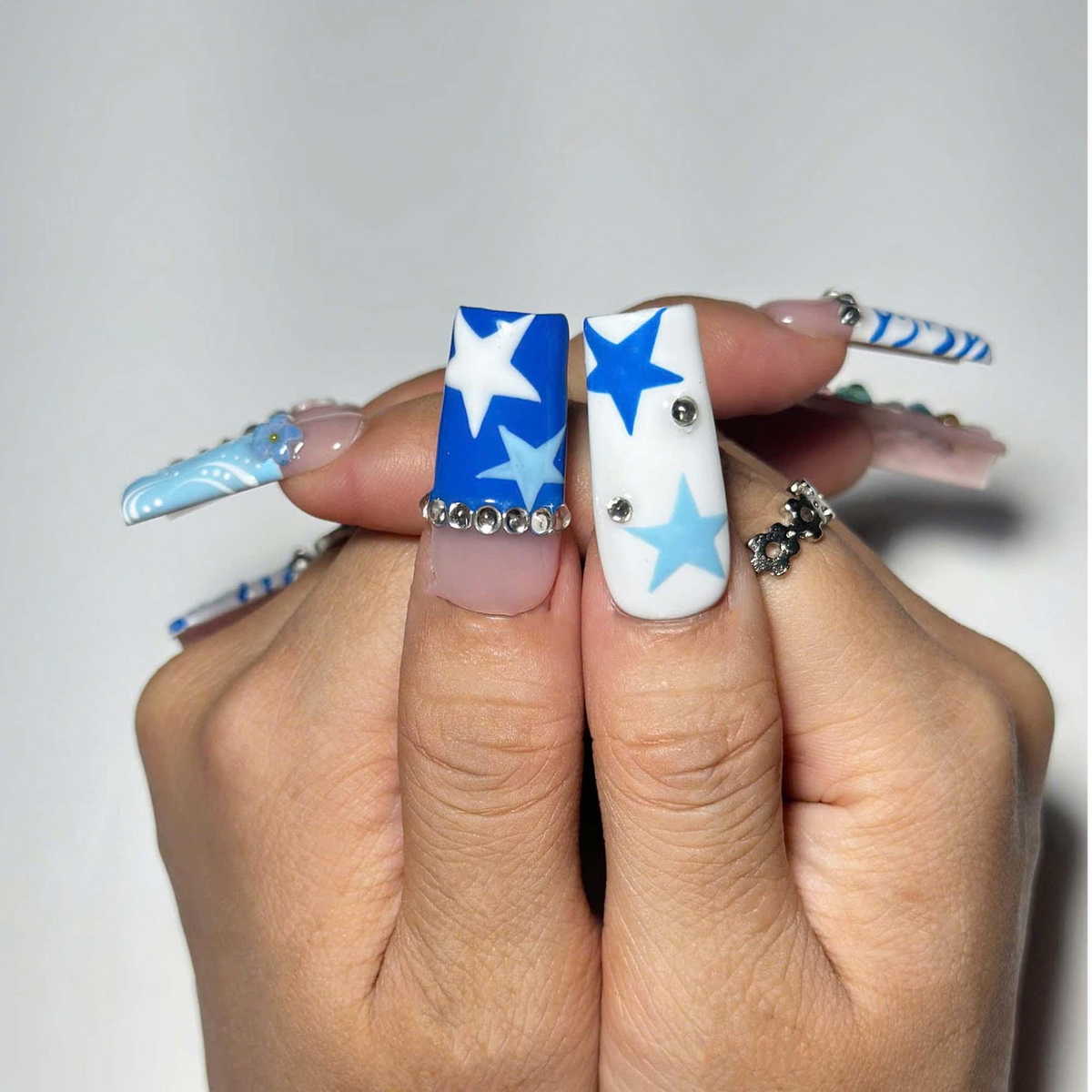 Y2k Square Press on Nails With Concert | Blue Graphic Nail Set | Rhinestone Floral Nails | Korean Aesthetic Handmade Nails | OC462JG