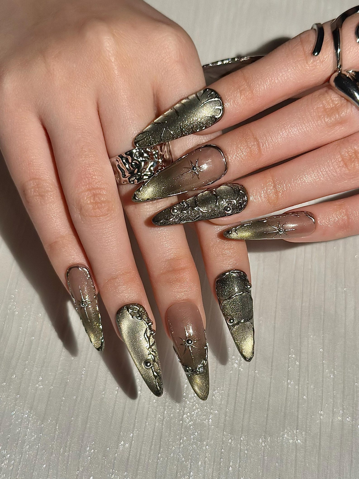 Gothic Celestial Press On Nails, Dark Cat Eye Galaxy Nails with Silver Stars, Edgy Ethereal Stiletto Nails with Metallic Charms, OC1289HC