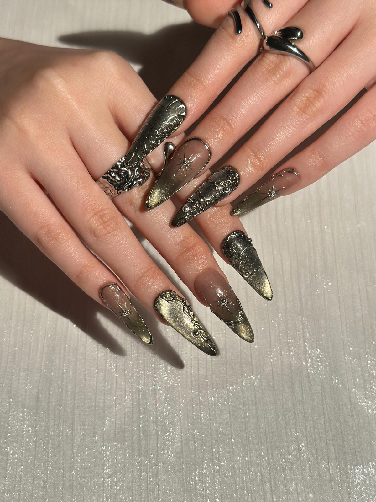 Gothic Celestial Press On Nails, Dark Cat Eye Galaxy Nails with Silver Stars, Edgy Ethereal Stiletto Nails with Metallic Charms, OC1289HC