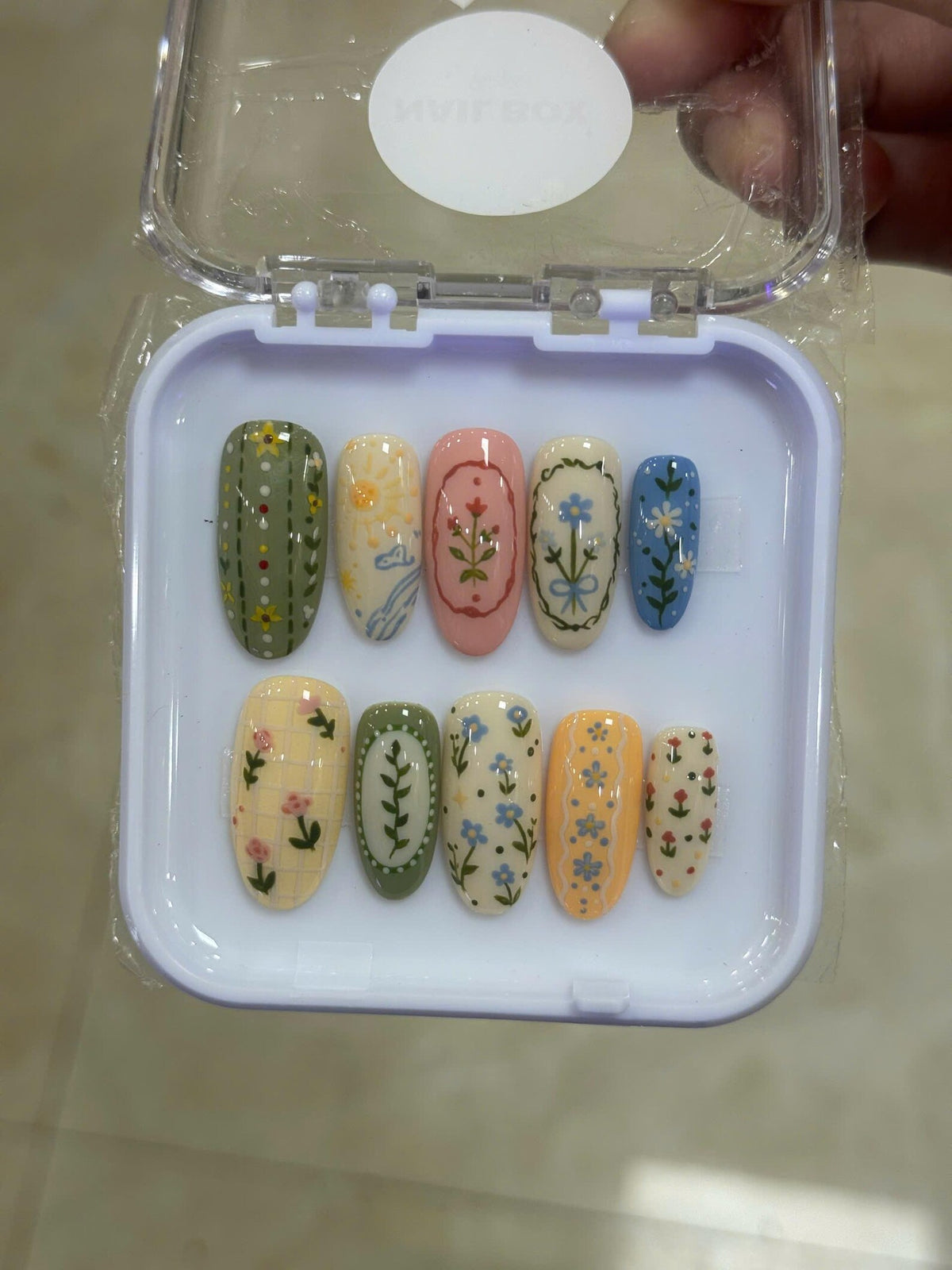 Spring Folk Garden Press On Nails, Vintage Cottage Garden Press On Nails, Hand Painted Floral Nail Set, Pastel Botanical Folk Art Nails image 4